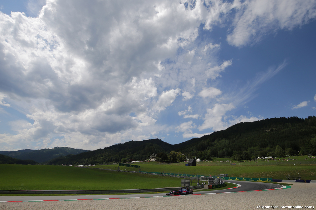 GP AUSTRIA, 07.07.2017- Prove Libere 2, Daniil Kvyat (RUS) Scuderia Toro Rosso STR12