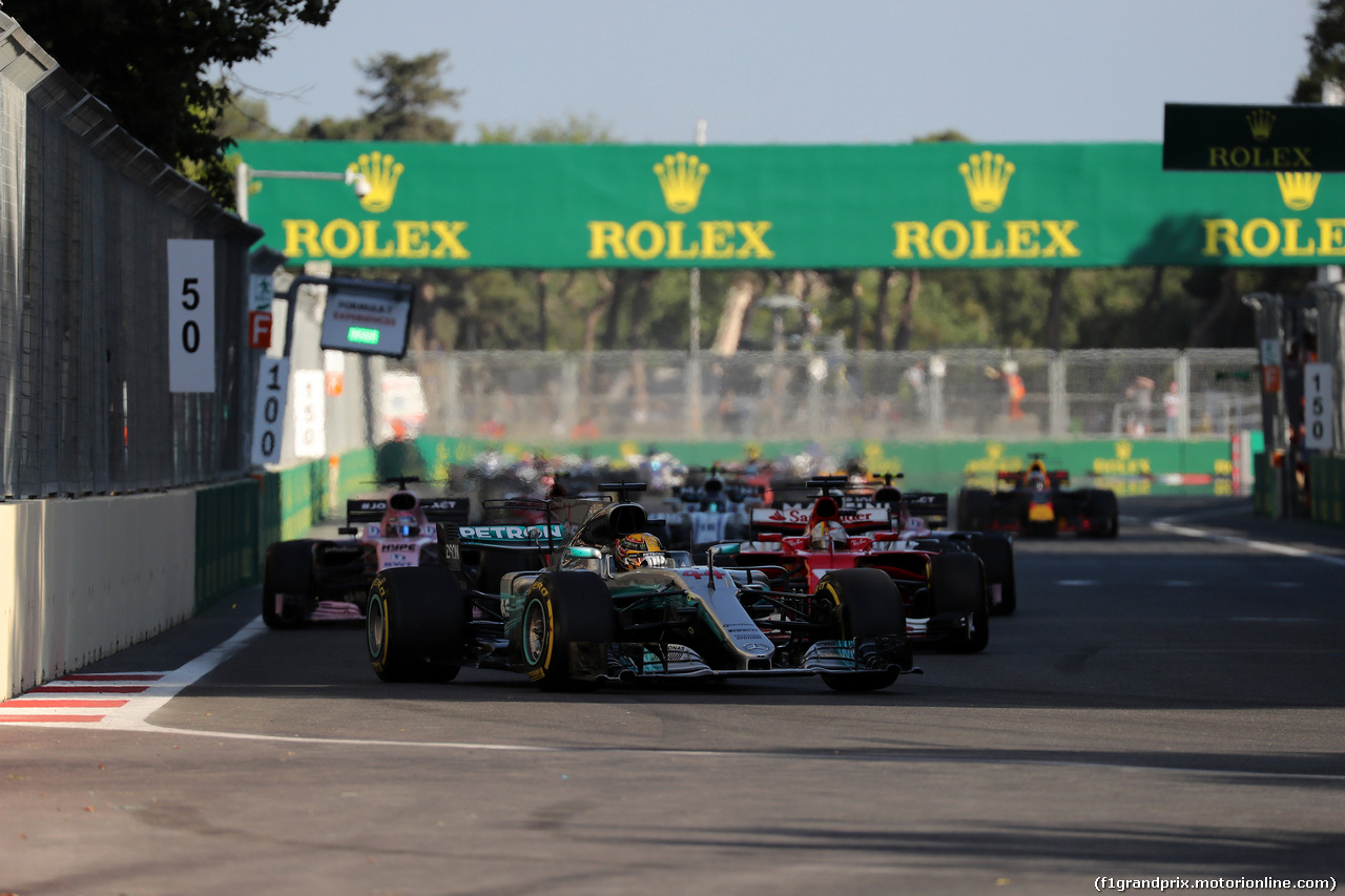 GP AZERBAIJAN, 25.06.2017 - Gara, Lewis Hamilton (GBR) Mercedes AMG F1 W08