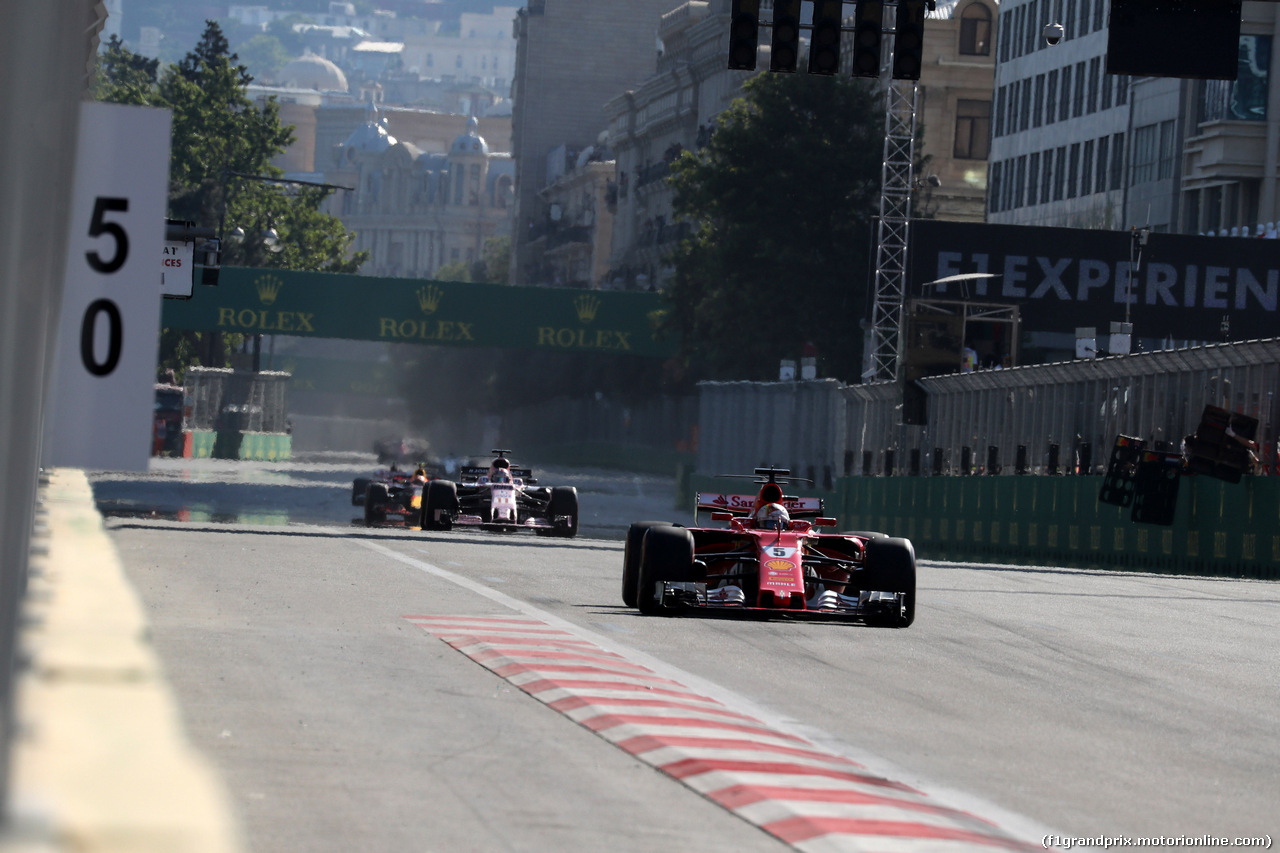 GP AZERBAIJAN, 25.06.2017 - Gara, Sebastian Vettel (GER) Ferrari SF70H