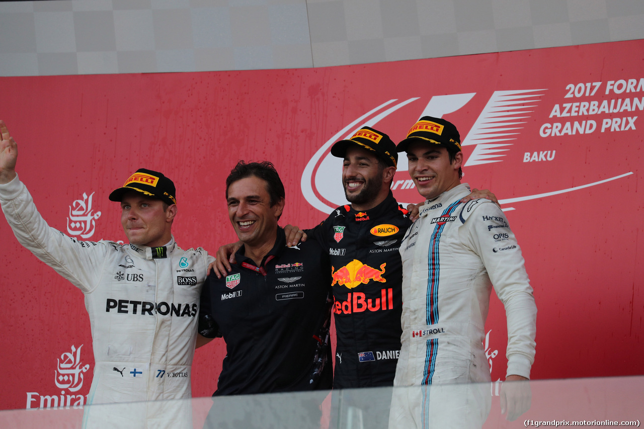 GP AZERBAIJAN, 25.06.2017 - Gara, 1st place Daniel Ricciardo (AUS) Red Bull Racing RB13, 2nd place Valtteri Bottas (FIN) Mercedes AMG F1 W08 e 3rd place Lance Stroll (CDN) Williams FW40