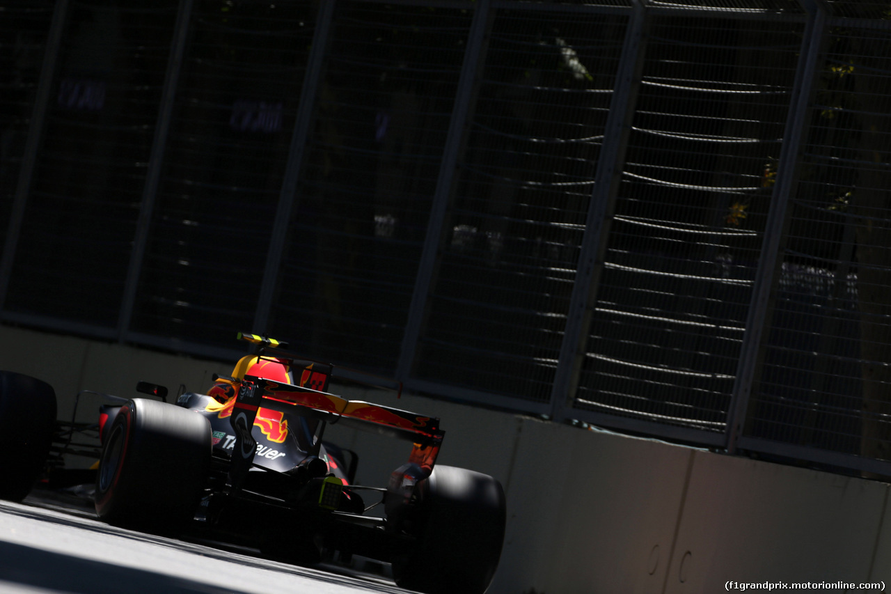 GP AZERBAIJAN, 24.06.2017 - Prove Libere 3, Max Verstappen (NED) Red Bull Racing RB13