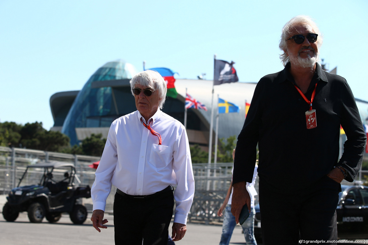 GP AZERBAIJAN, 24.06.2017 - Prove Libere 3, Bernie Ecclestone (GBR) e Flavio Briatore (ITA)