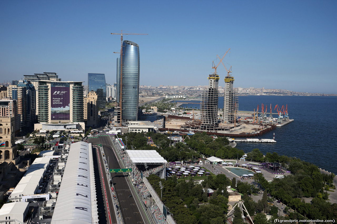 GP AZERBAIJAN, 24.06.2017 - Qualifiche, Valtteri Bottas (FIN) Mercedes AMG F1 W08