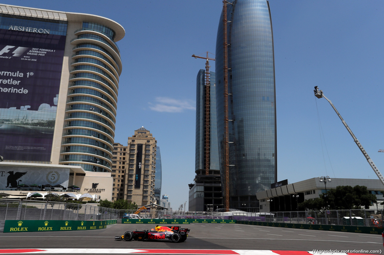 GP AZERBAIJAN, 23.06.2017 - Prove Libere 1, Max Verstappen (NED) Red Bull Racing RB13