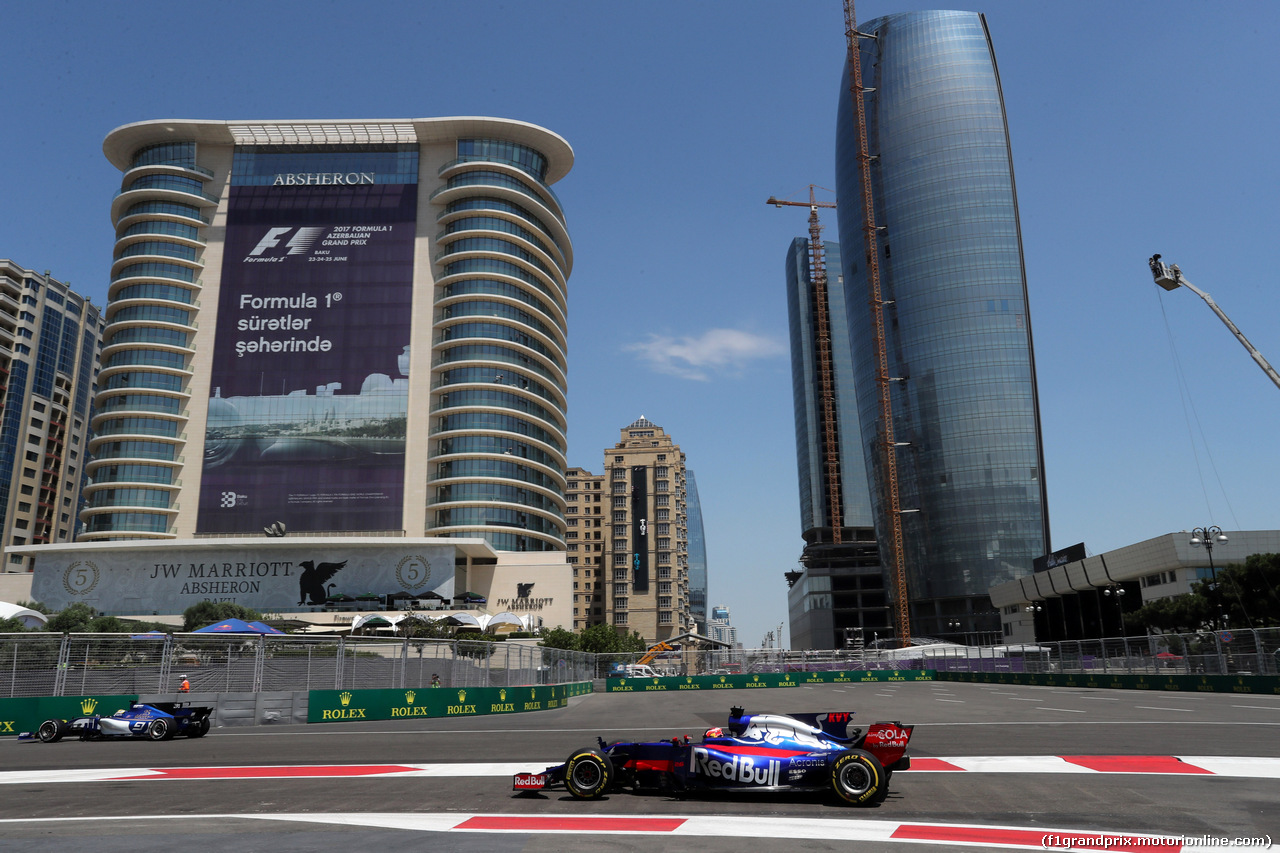 GP AZERBAIJAN, 23.06.2017 - Prove Libere 1, Daniil Kvyat (RUS) Scuderia Toro Rosso STR12