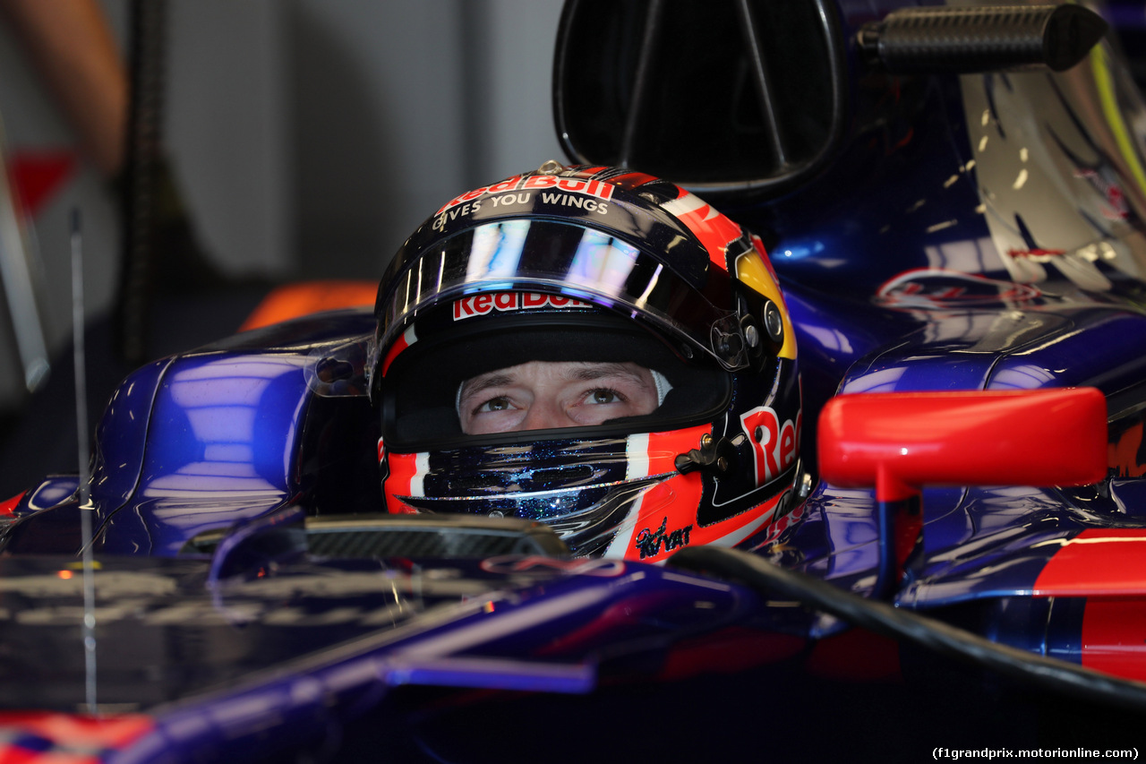 GP AZERBAIJAN, 23.06.2017 - Prove Libere 1, Daniil Kvyat (RUS) Scuderia Toro Rosso STR12