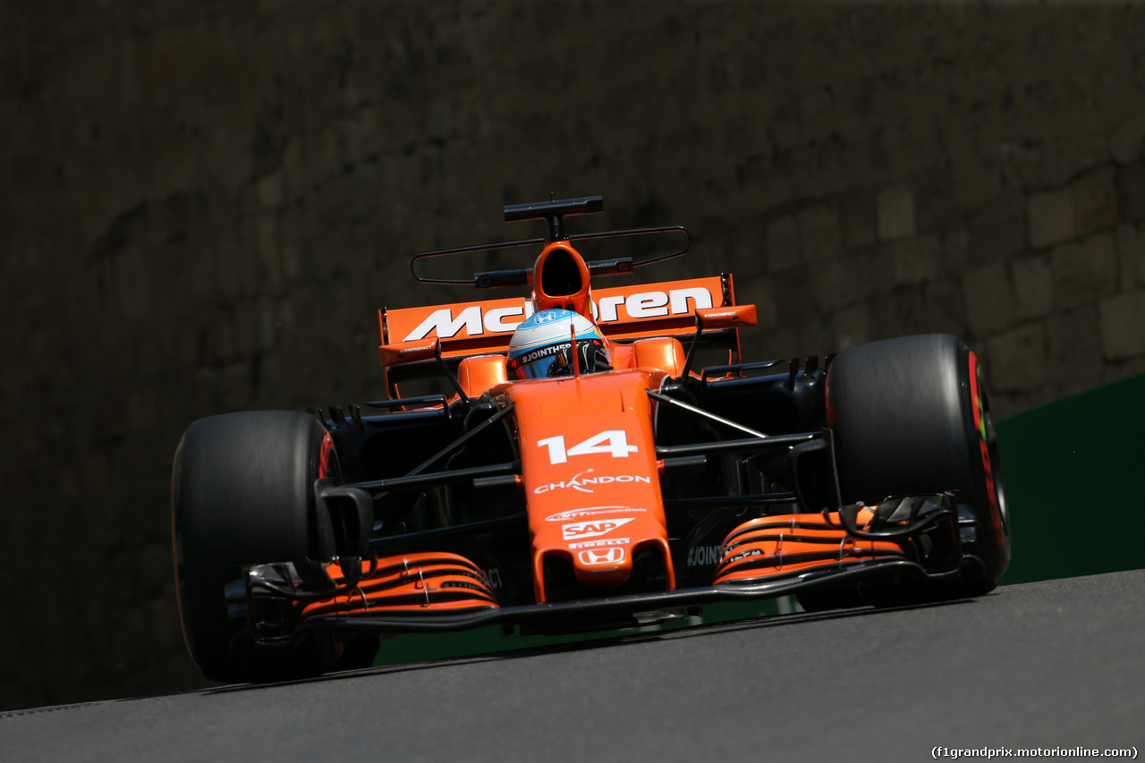 GP AZERBAIJAN, 23.06.2017 - Prove Libere 1, Fernando Alonso (ESP) McLaren MCL32