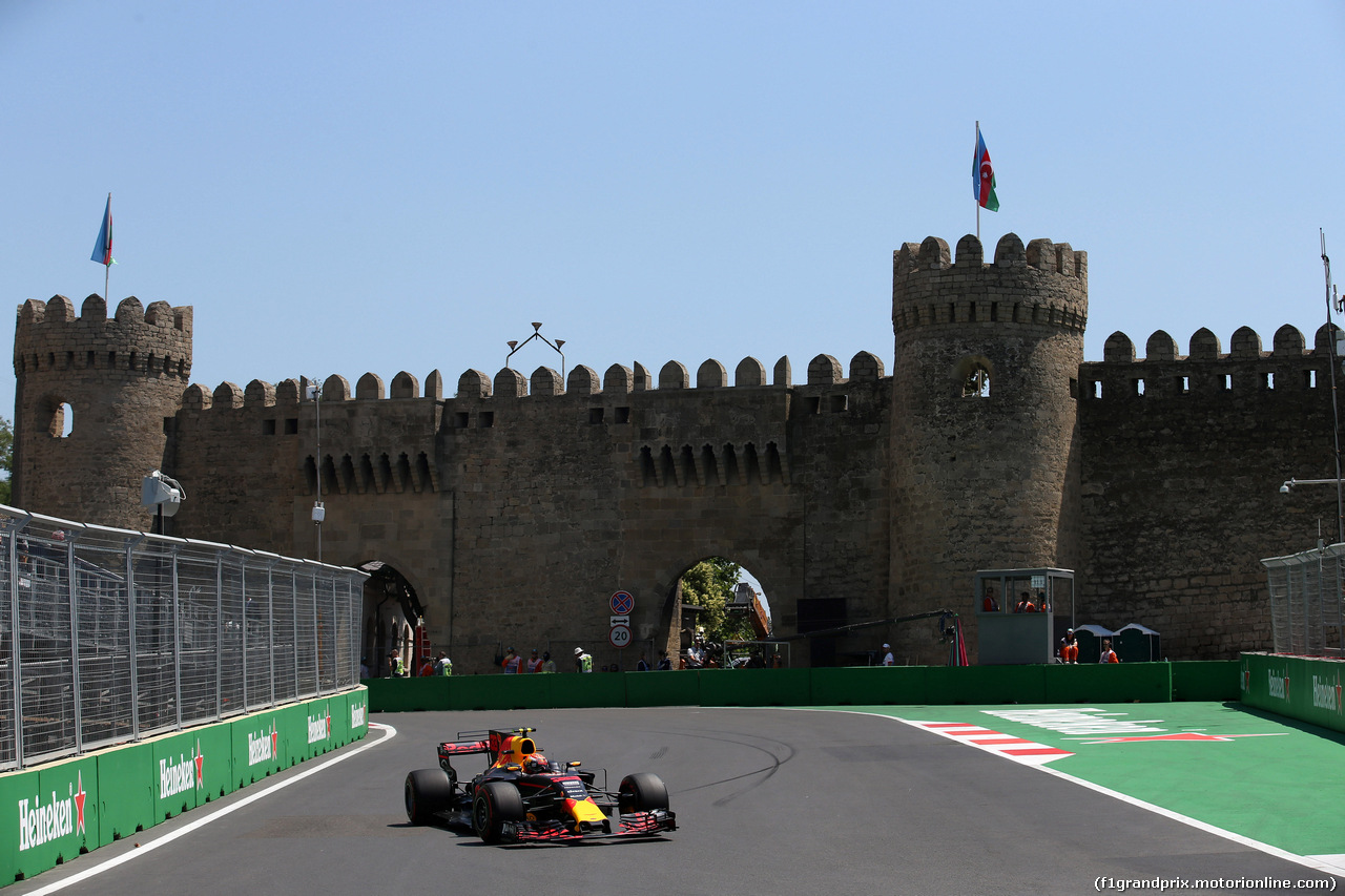 GP AZERBAIJAN, 23.06.2017 - Prove Libere 1, Max Verstappen (NED) Red Bull Racing RB13