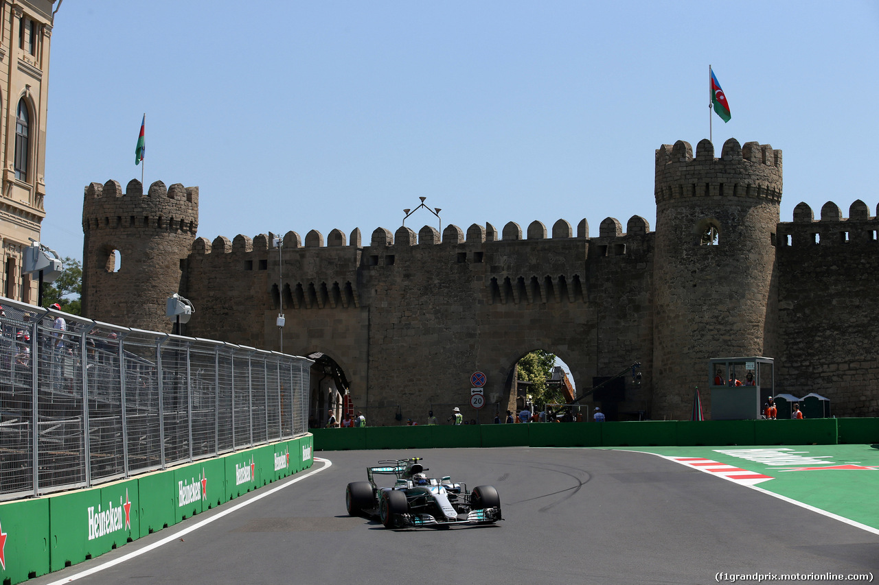 GP AZERBAIJAN, 23.06.2017 - Prove Libere 1, Valtteri Bottas (FIN) Mercedes AMG F1 W08