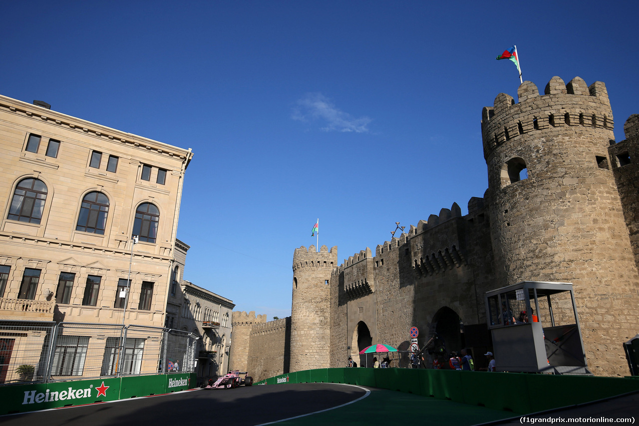 GP AZERBAIJAN, 23.06.2017 - Prove Libere 2, Esteban Ocon (FRA) Sahara Force India F1 VJM10
