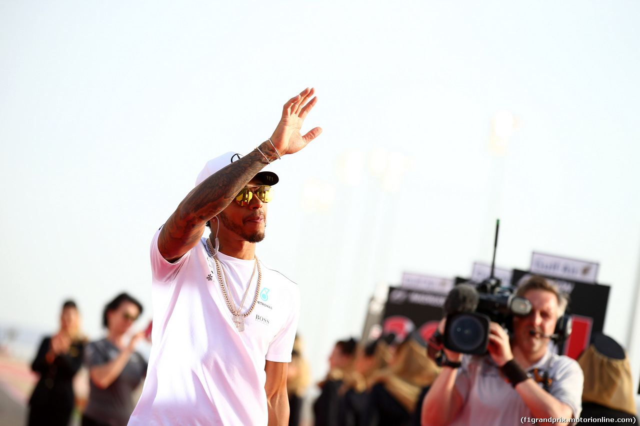 GP BAHRAIN, 16.04.2017 - Lewis Hamilton (GBR) Mercedes AMG F1 W08