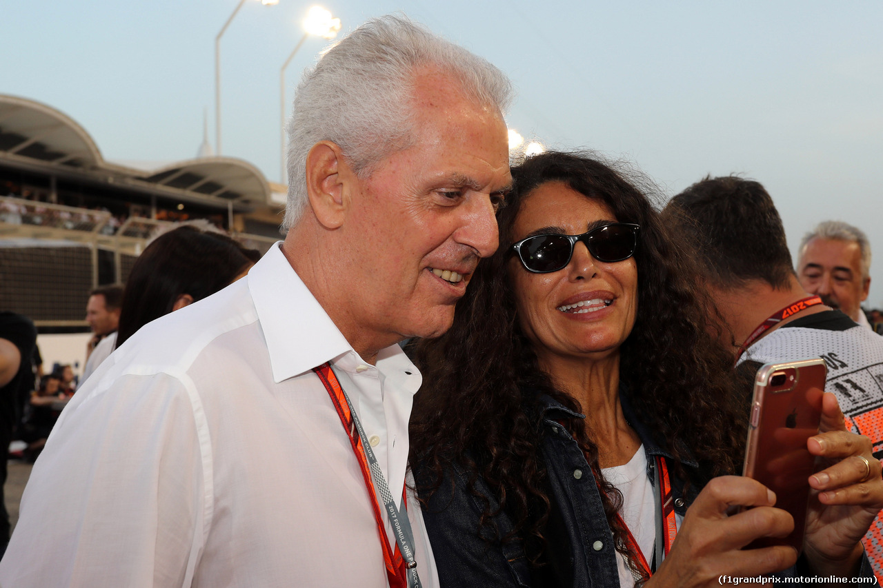 GP BAHRAIN, 16.04.2017 - Gara, Marco Tronchetti Provera (ITA), Pirelli's President e sua moglie Afef Jnifen (TUN)