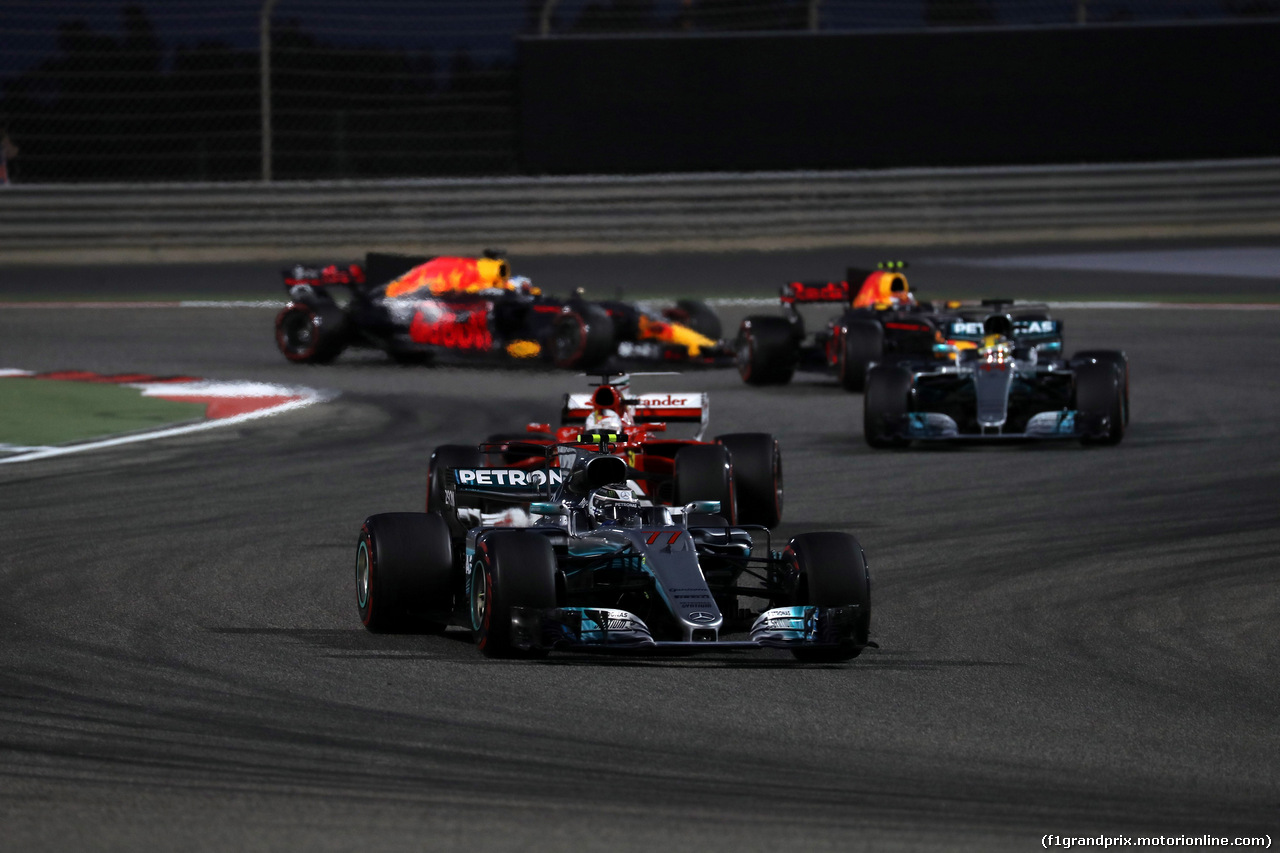 GP BAHRAIN, 16.04.2017 - Gara, Valtteri Bottas (FIN) Mercedes AMG F1 W08