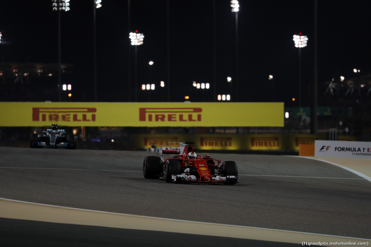 GP BAHRAIN, 16.04.2017 - Gara, Sebastian Vettel (GER) Ferrari SF70H