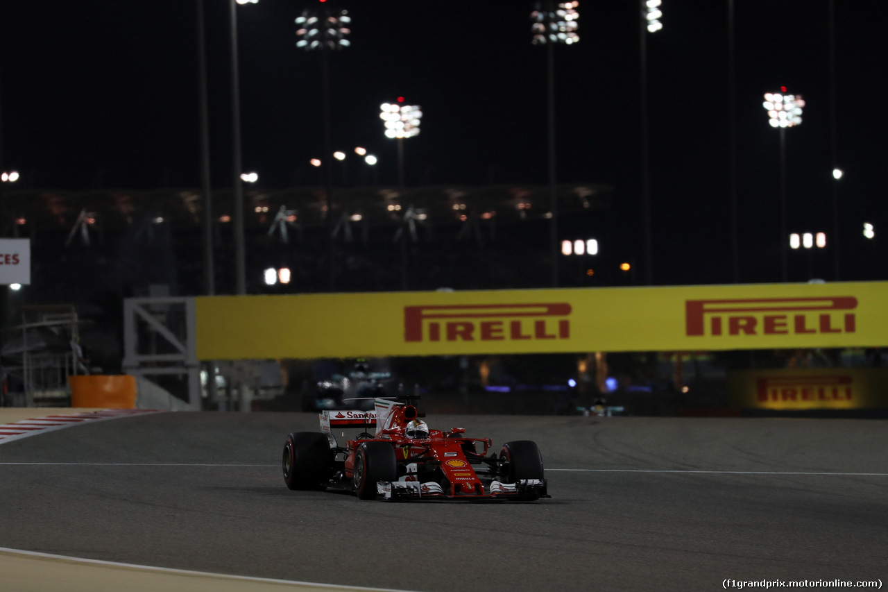 GP BAHRAIN, 16.04.2017 - Gara, Sebastian Vettel (GER) Ferrari SF70H