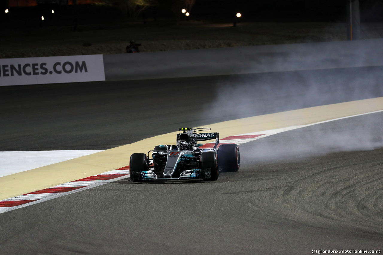 GP BAHRAIN, 16.04.2017 - Gara, Valtteri Bottas (FIN) Mercedes AMG F1 W08
