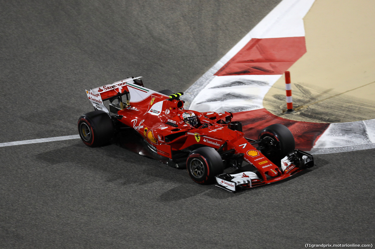 GP BAHRAIN, 16.04.2017 - Gara, Kimi Raikkonen (FIN) Ferrari SF70H