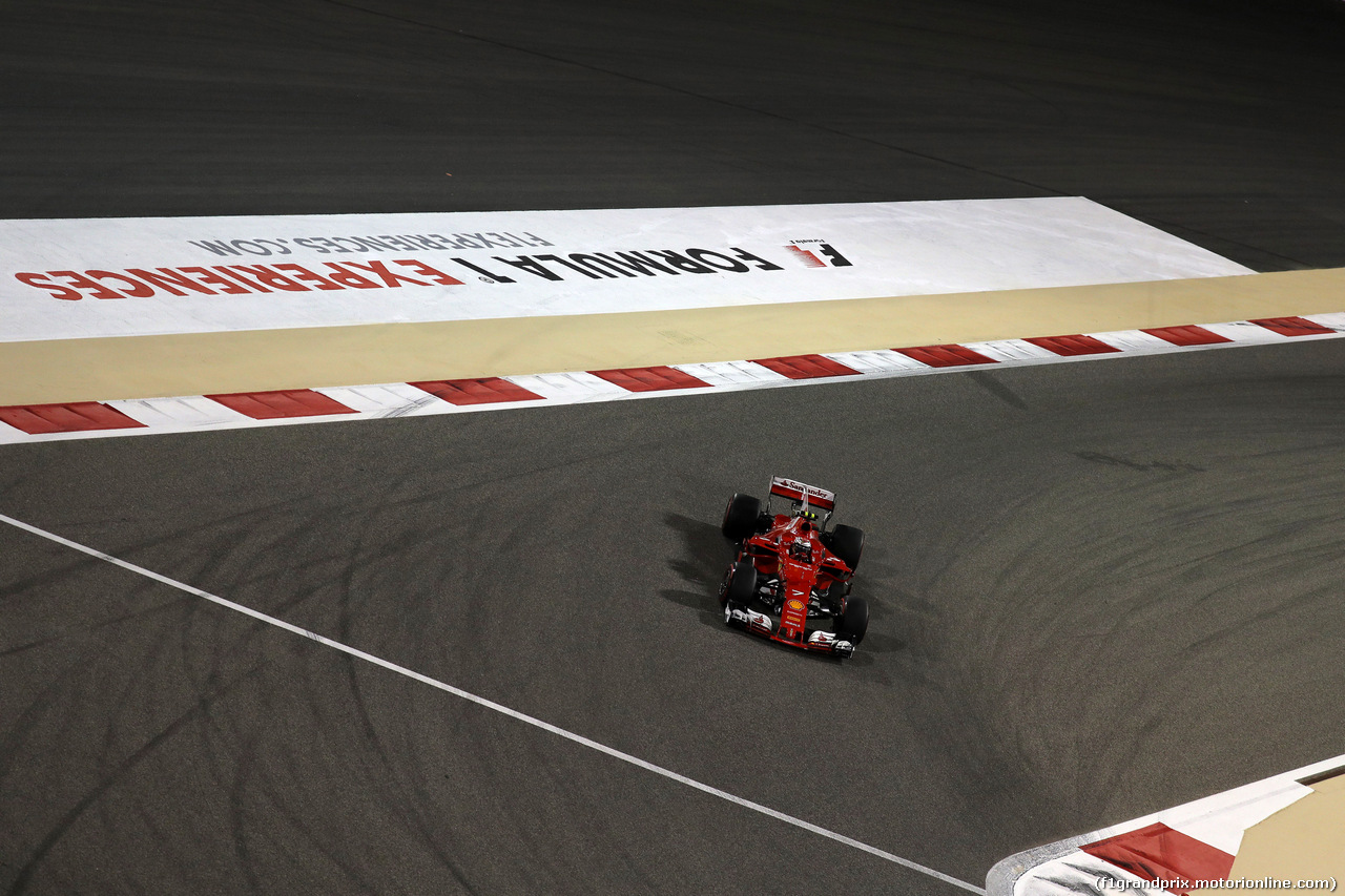 GP BAHRAIN, 16.04.2017 - Gara, Kimi Raikkonen (FIN) Ferrari SF70H
