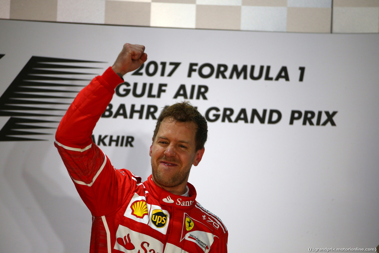 GP BAHRAIN, 16.04.2017 - Gara, Sebastian Vettel (GER) Ferrari SF70H vincitore