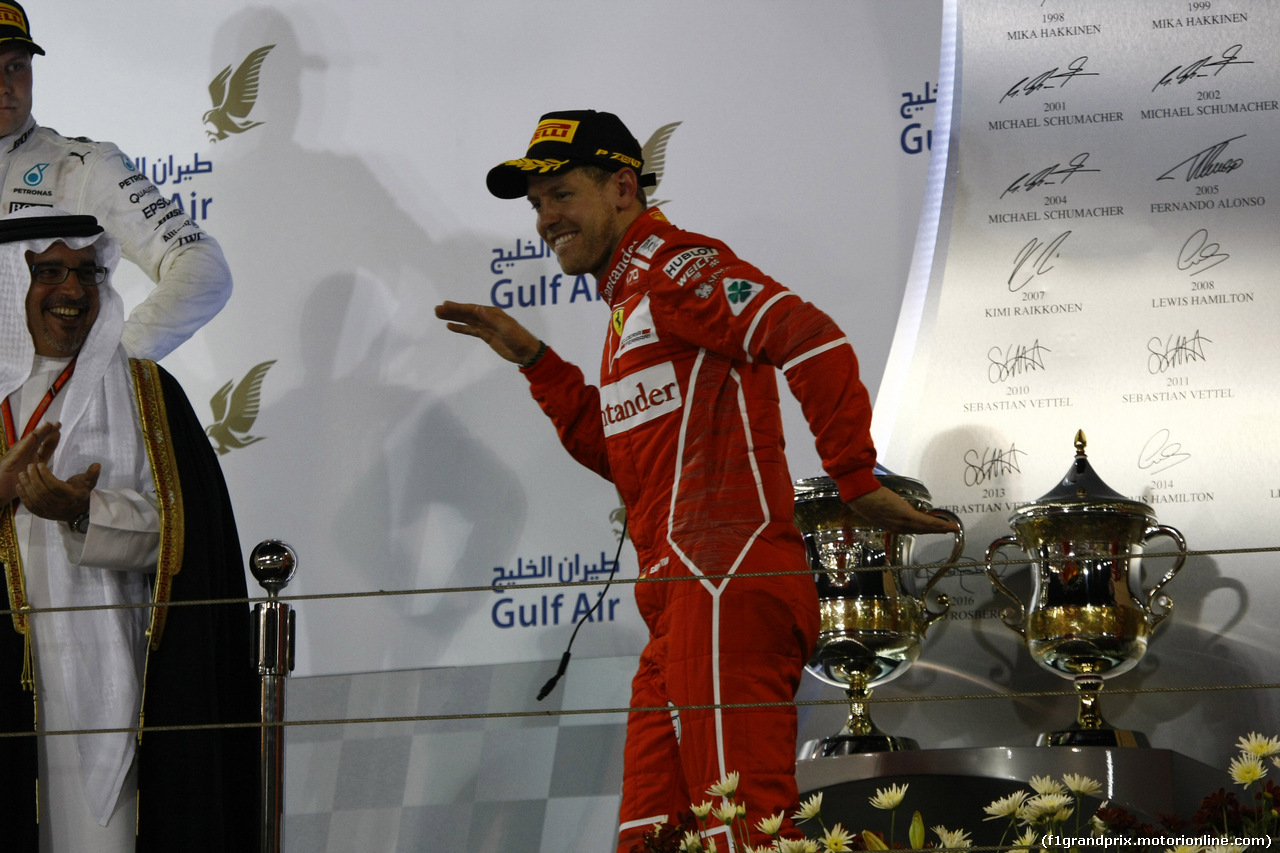 GP BAHRAIN, 16.04.2017 - Gara, Sebastian Vettel (GER) Ferrari SF70H vincitore