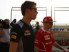 GP BAHRAIN, 16.04.2017 - Daniil Kvyat (RUS) Scuderia Toro Rosso STR12 e Kimi Raikkonen (FIN) Ferrari SF70H