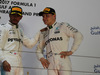 GP BAHRAIN, 16.04.2017 - Gara, 2nd place Lewis Hamilton (GBR) Mercedes AMG F1 W08 e 3rd place Valtteri Bottas (FIN) Mercedes AMG F1 W08