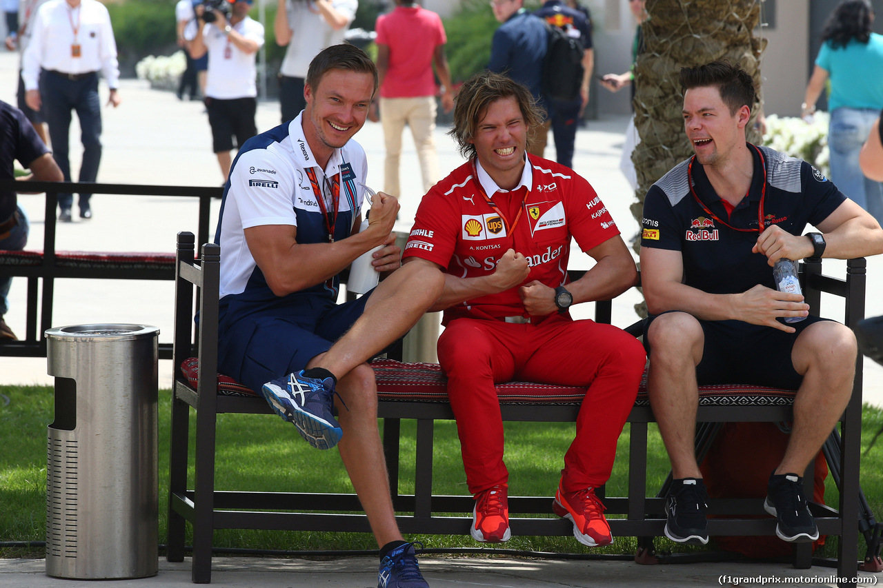 GP BAHRAIN, 13.04.2017 - Antti Kontsas (FIN) Personal Trainer of Sebastian Vettel (GER) (Centre)