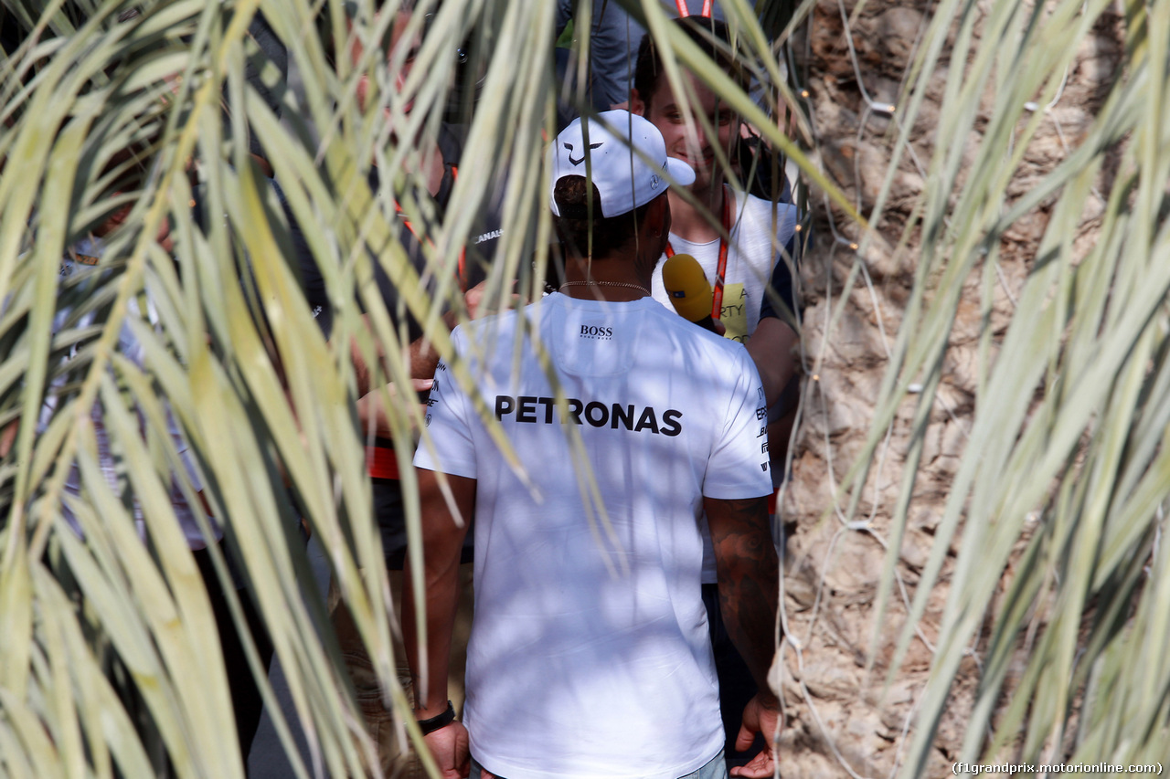 GP BAHRAIN, 13.04.2017 - Lewis Hamilton (GBR) Mercedes AMG F1 W08