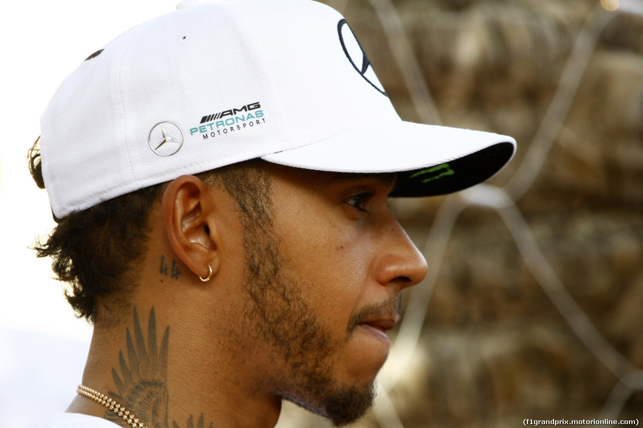 GP BAHRAIN, 13.04.2017 - Lewis Hamilton (GBR) Mercedes AMG F1 W08