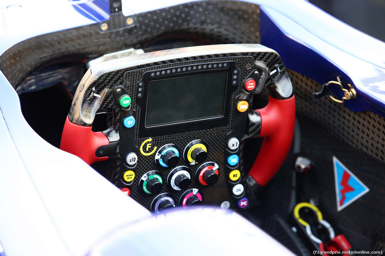 GP BAHRAIN, 13.04.2017 - The steering wheel of Scuderia Toro Rosso STR12