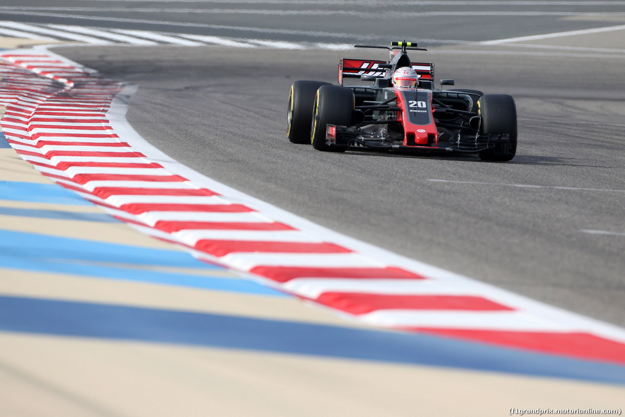 GP BAHRAIN, 15.04.2017 - Prove Libere 3, Kevin Magnussen (DEN) Haas F1 Team VF-17