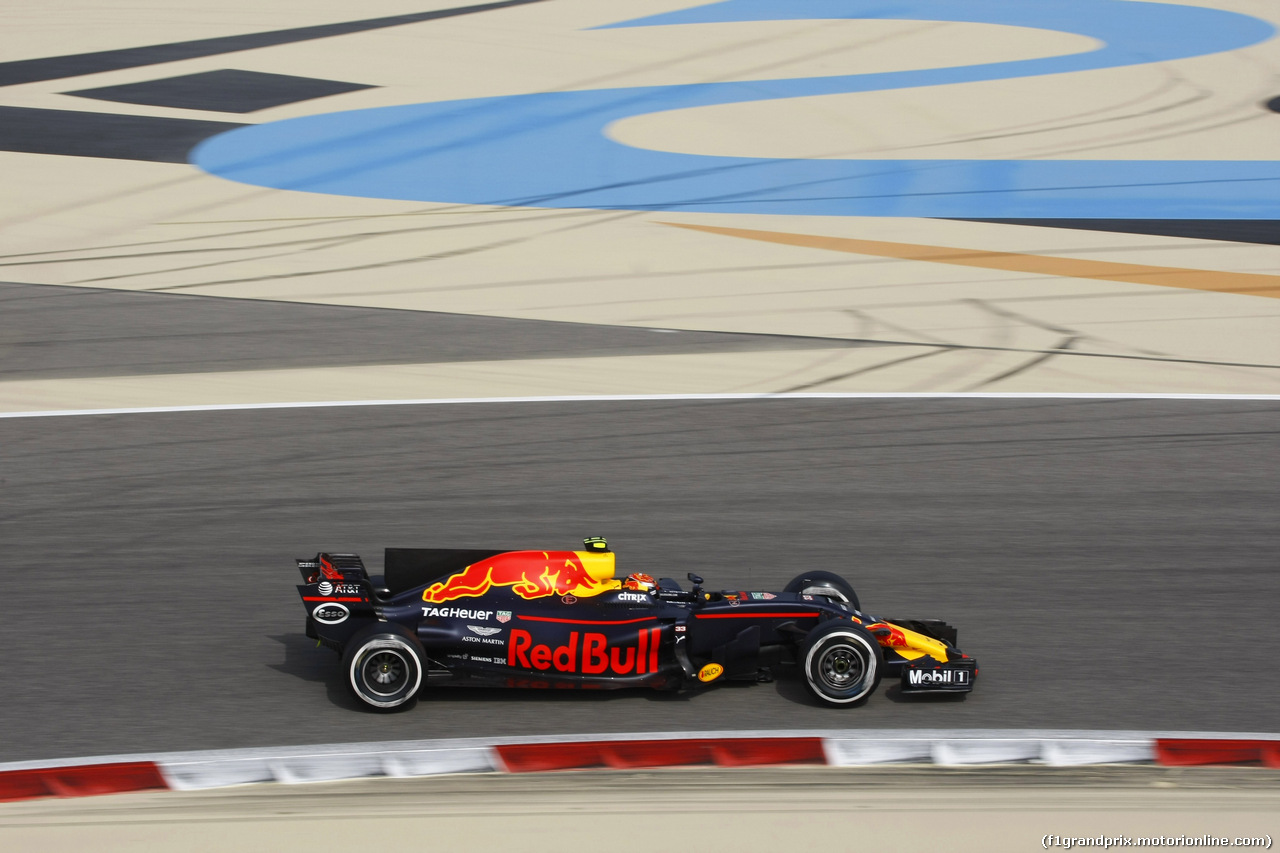 GP BAHRAIN, 15.04.2017 - Prove Libere 3, Max Verstappen (NED) Red Bull Racing RB13