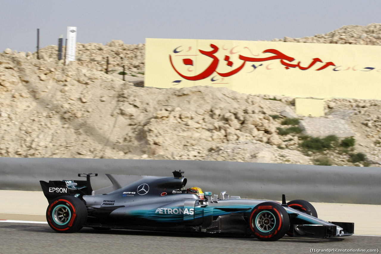 GP BAHRAIN, 15.04.2017 - Prove Libere 3, Lewis Hamilton (GBR) Mercedes AMG F1 W08