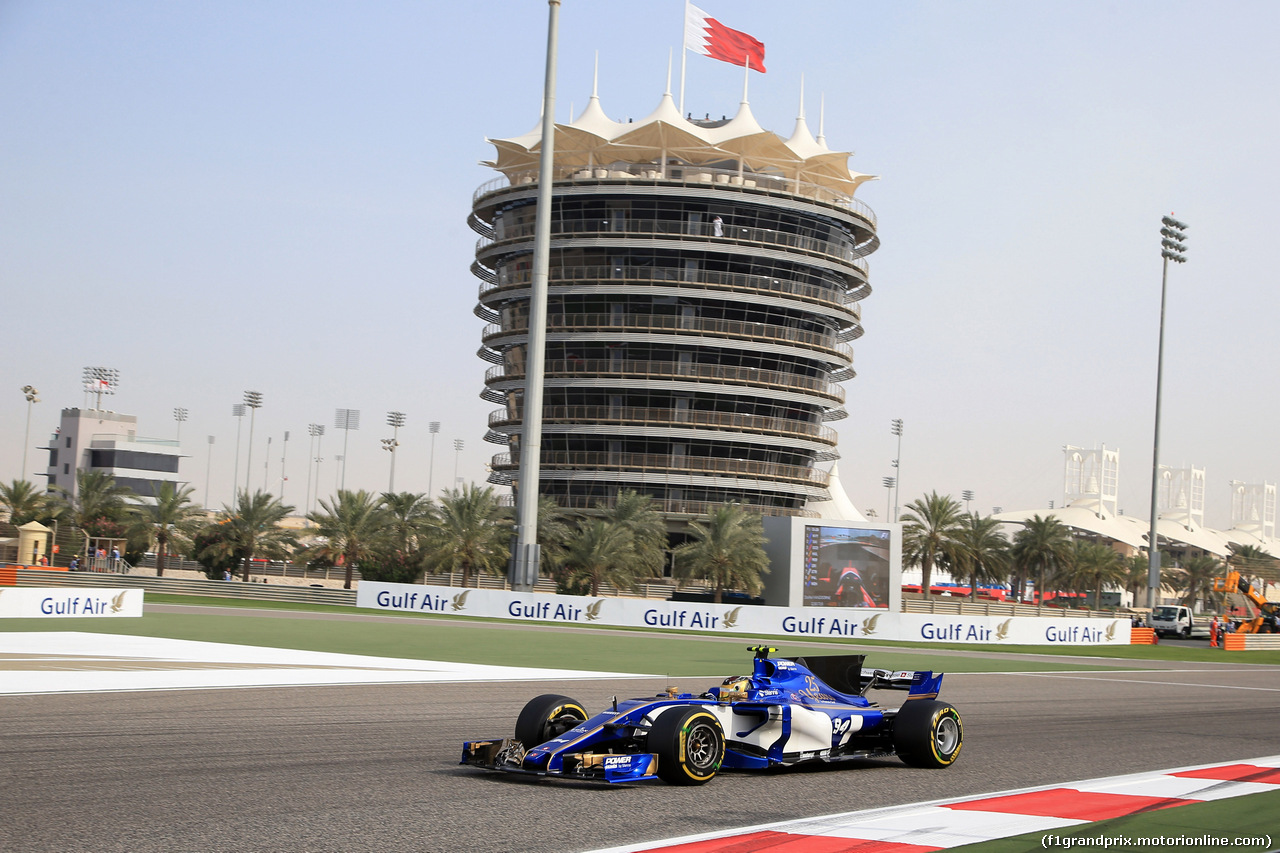 GP BAHRAIN, 15.04.2017 - Prove Libere 3, Pascal Wehrlein (GER) Sauber C36