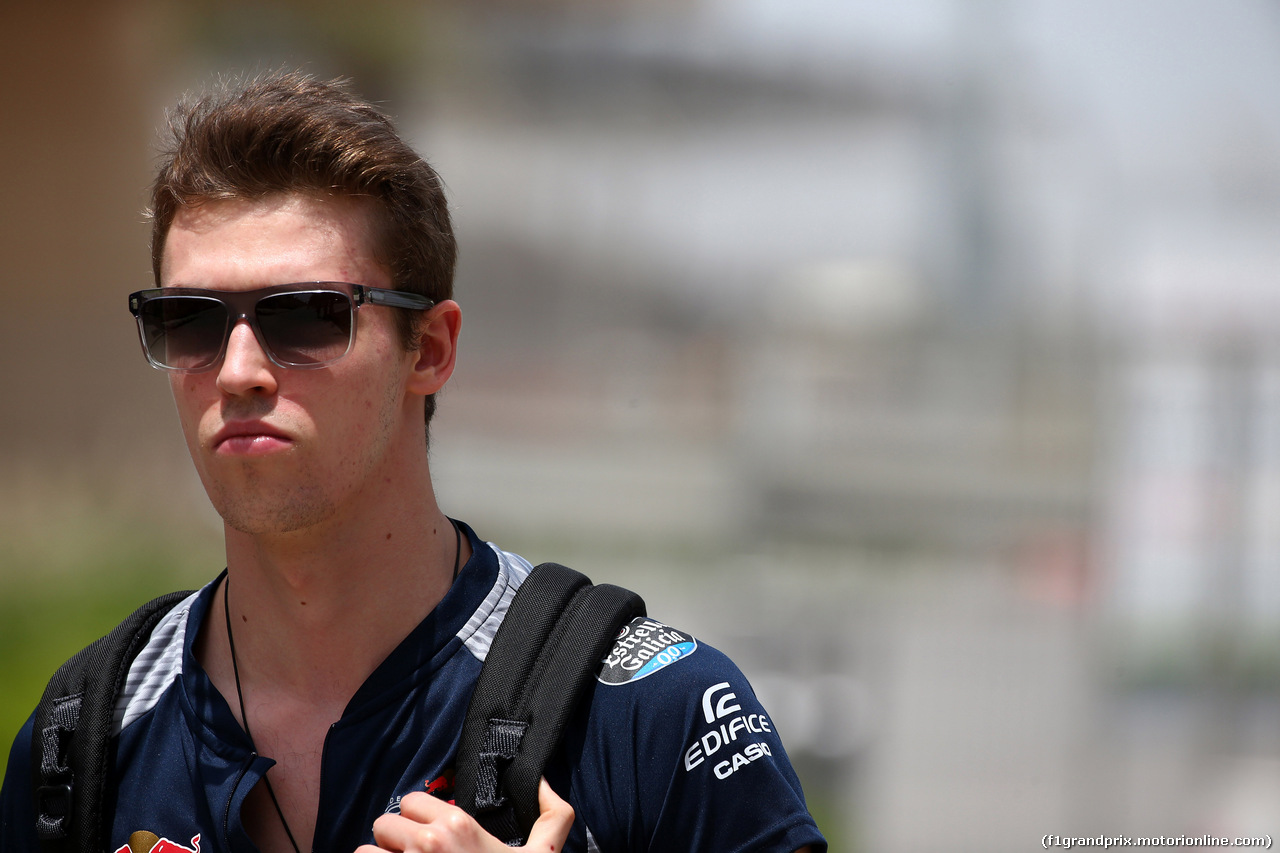 GP BAHRAIN, 14.04.2017 - Daniil Kvyat (RUS) Scuderia Toro Rosso STR12