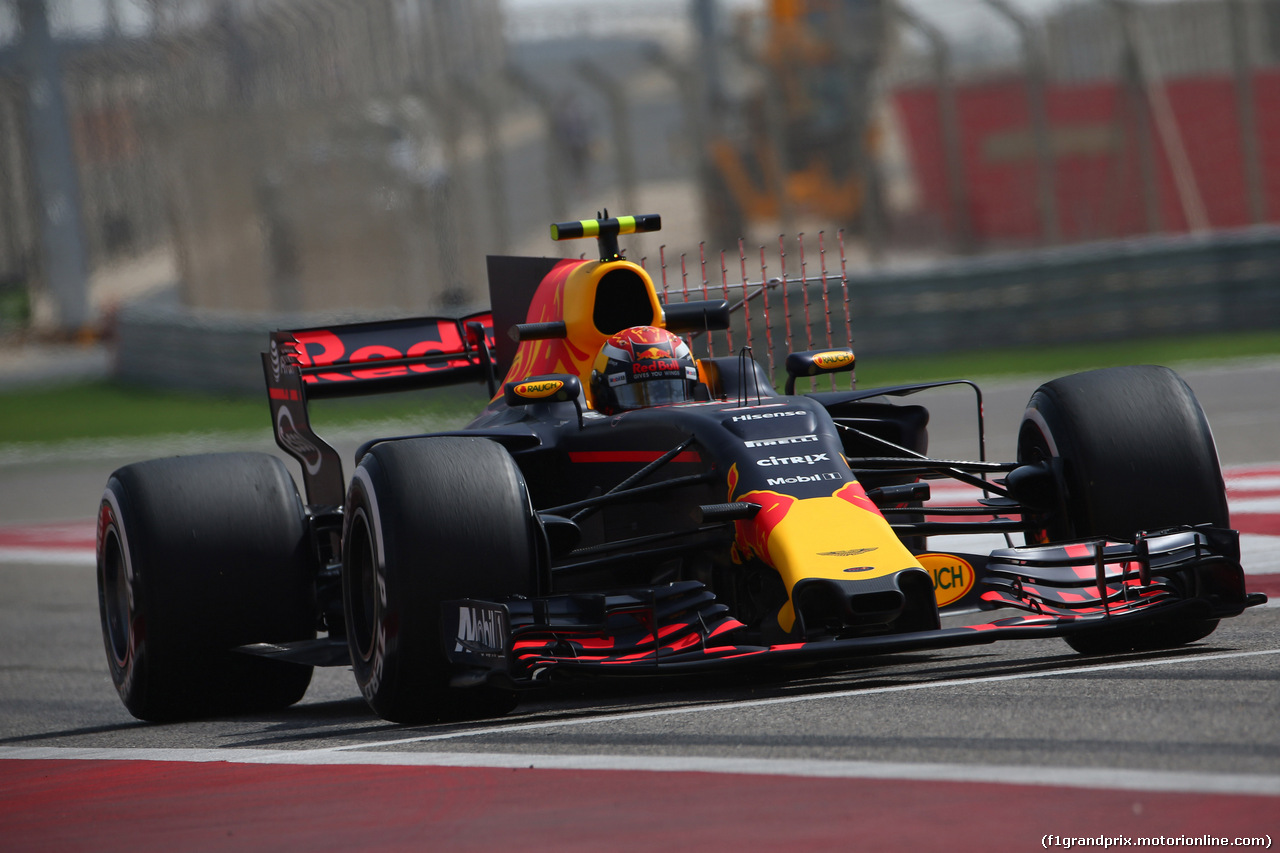 GP BAHRAIN, 14.04.2017 - Prove Libere 1, Max Verstappen (NED) Red Bull Racing RB13