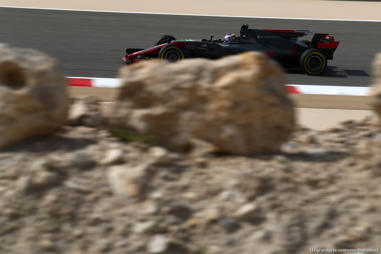 GP BAHRAIN, 14.04.2017 - Prove Libere 1, Romain Grosjean (FRA) Haas F1 Team VF-17