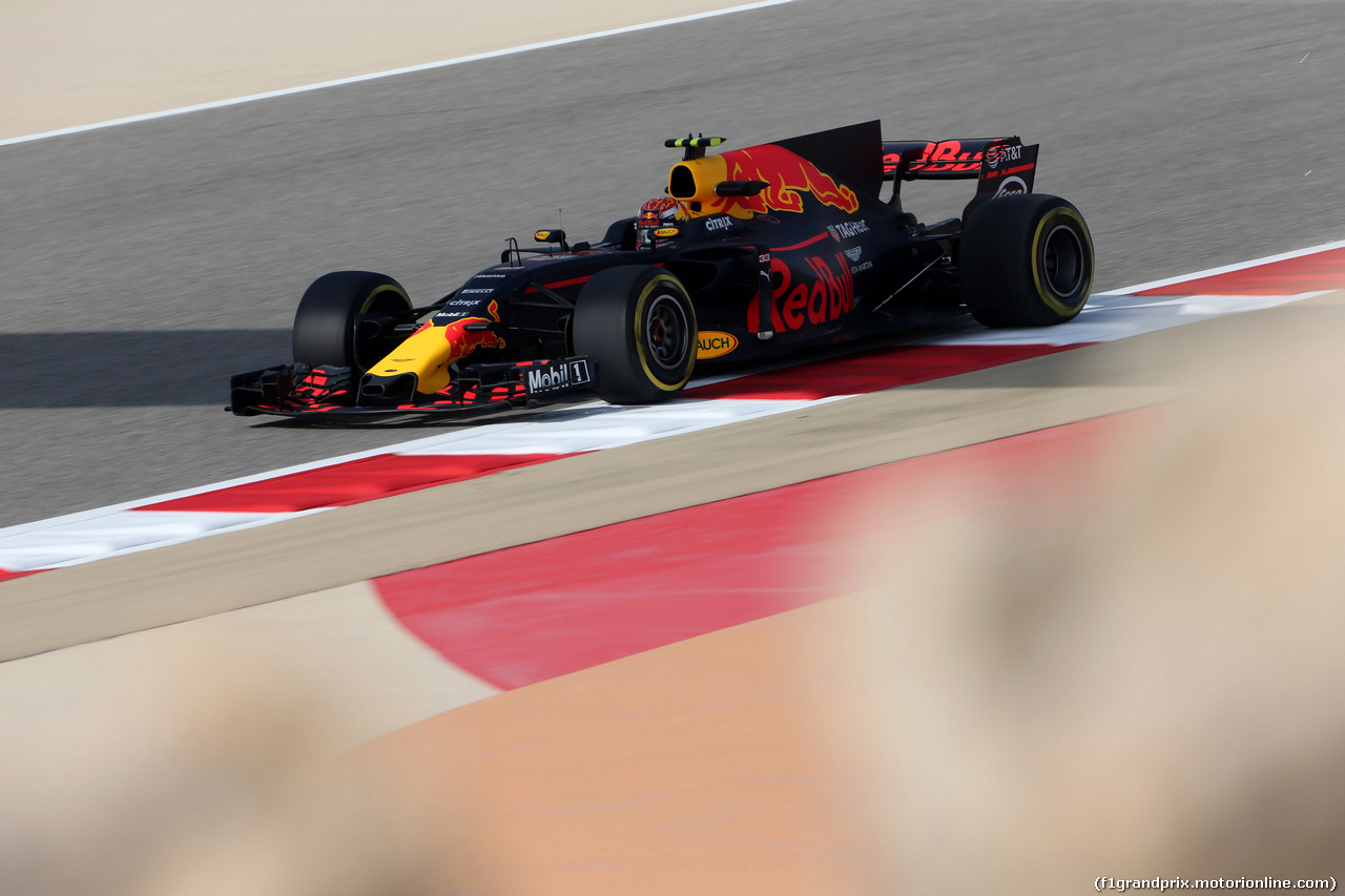 GP BAHRAIN, 14.04.2017 - Prove Libere 1, Max Verstappen (NED) Red Bull Racing RB13