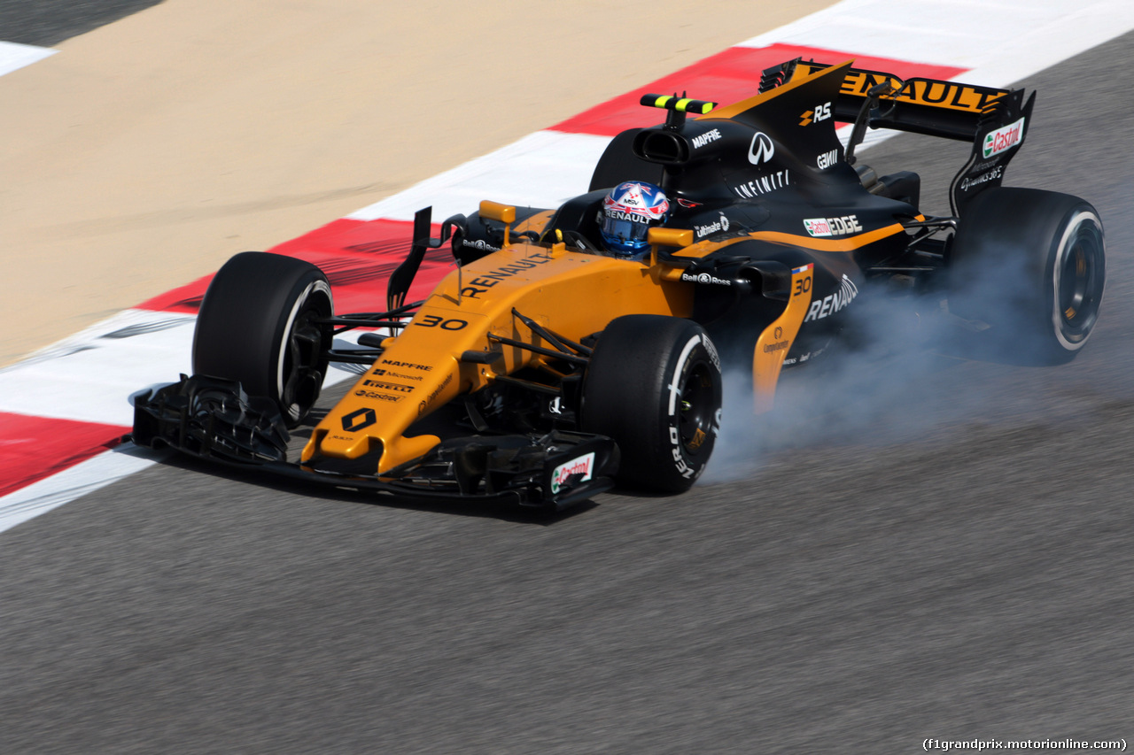 GP BAHRAIN, 14.04.2017 - Prove Libere 1, Jolyon Palmer (GBR) Renault Sport F1 Team RS17