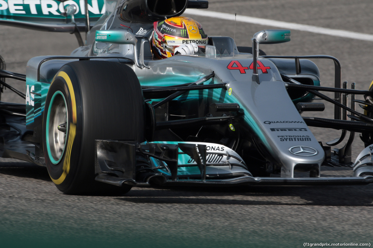 GP BAHRAIN, 14.04.2017 - Prove Libere 1, Lewis Hamilton (GBR) Mercedes AMG F1 W08