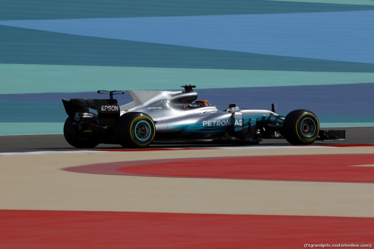 GP BAHRAIN, 14.04.2017 - Prove Libere 1, Lewis Hamilton (GBR) Mercedes AMG F1 W08