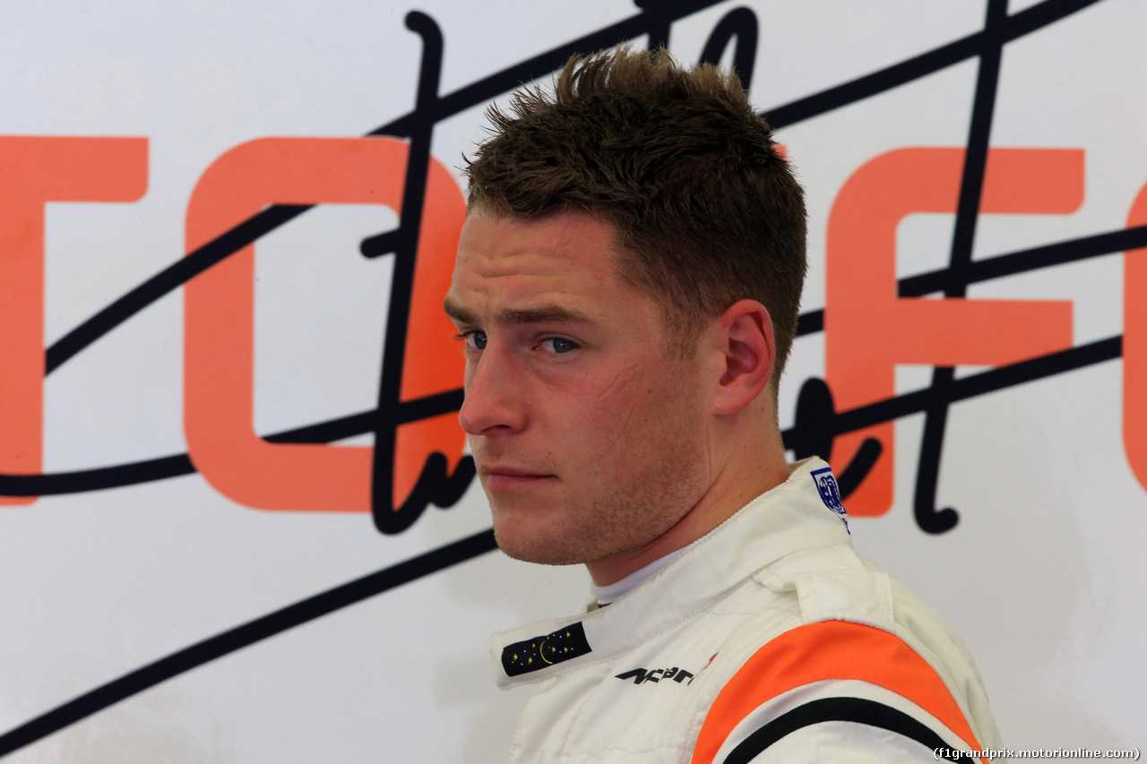 GP BAHRAIN, 14.04.2017 - Prove Libere 1, Stoffel Vandoorne (BEL) McLaren MCL32