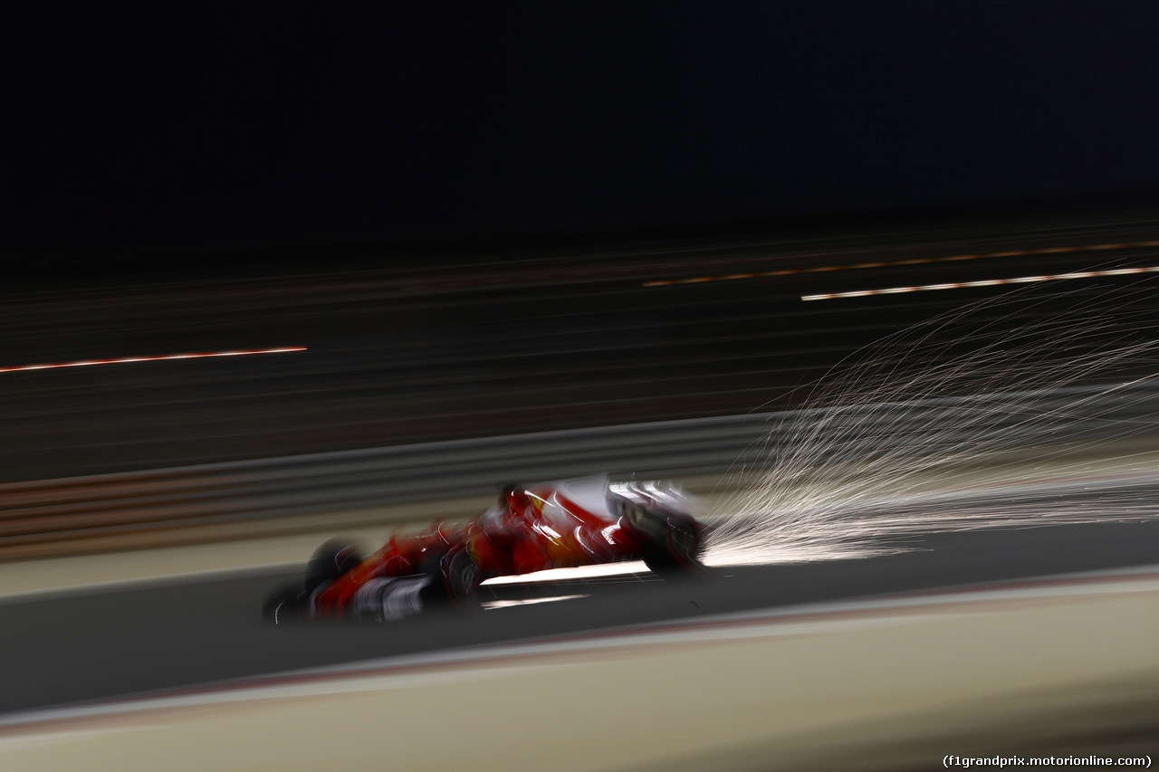 GP BAHRAIN, 14.04.2017 - Prove Libere 2, Sebastian Vettel (GER) Ferrari SF70H