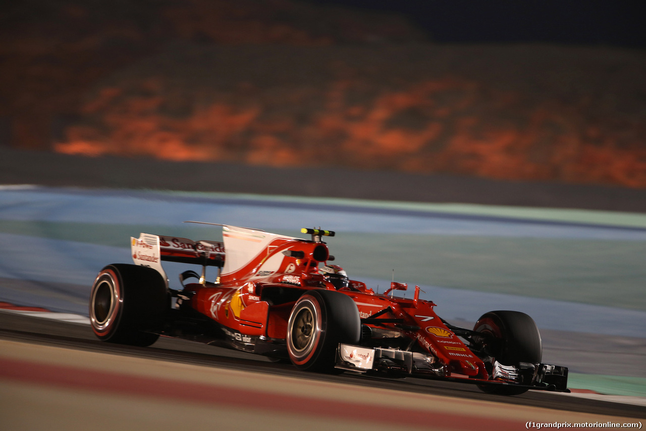 GP BAHRAIN, 14.04.2017 - Prove Libere 2, Kimi Raikkonen (FIN) Ferrari SF70H