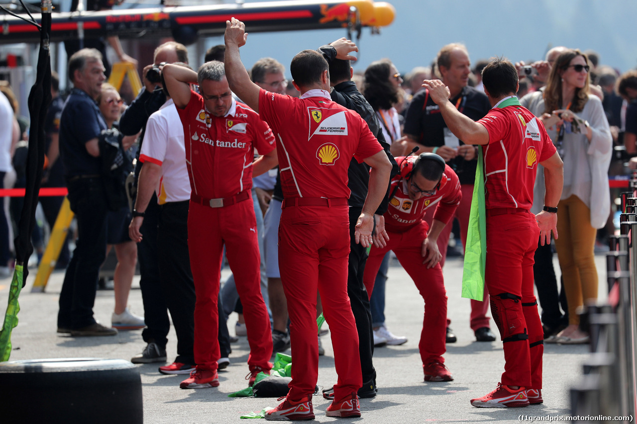GP BELGIO, 27.08.2017 -  Ferrari meccanici