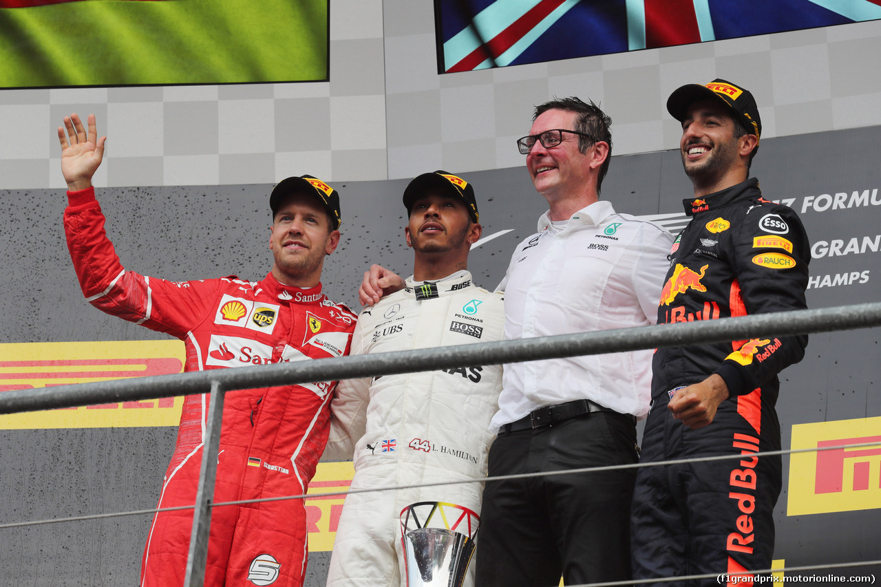 GP BELGIO, 27.08.2017 -  Gara, 2nd place Sebastian Vettel (GER) Ferrari SF70H, Lewis Hamilton (GBR) Mercedes AMG F1 W08 vincitore e 3rd place Daniel Ricciardo (AUS) Red Bull Racing RB13