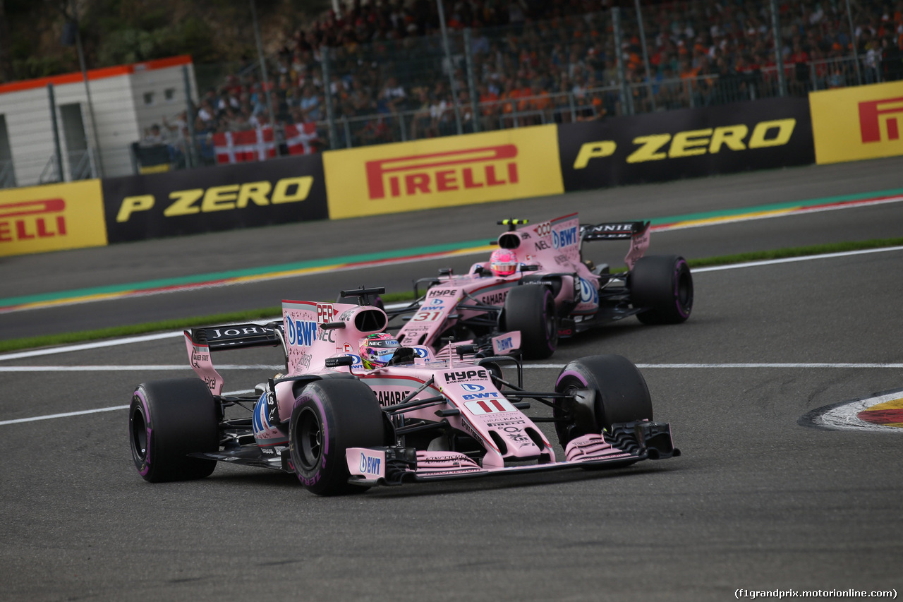 GP BELGIO, 27.08.2017 -  Gara, Sergio Perez (MEX) Sahara Force India F1 VJM010 davanti a Esteban Ocon (FRA) Sahara Force India F1 VJM10