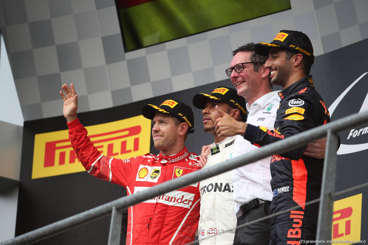 GP BELGIO, 27.08.2017 -  Gara, 1st place Lewis Hamilton (GBR) Mercedes AMG F1 W08, 2nd place Sebastian Vettel (GER) Ferrari SF70H e 3rd place Daniel Ricciardo (AUS) Red Bull Racing RB13