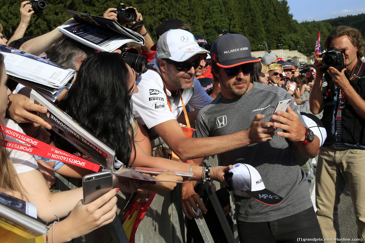 GP BELGIO, 24.08.2017 - Fernando Alonso (ESP) McLaren MCL32
