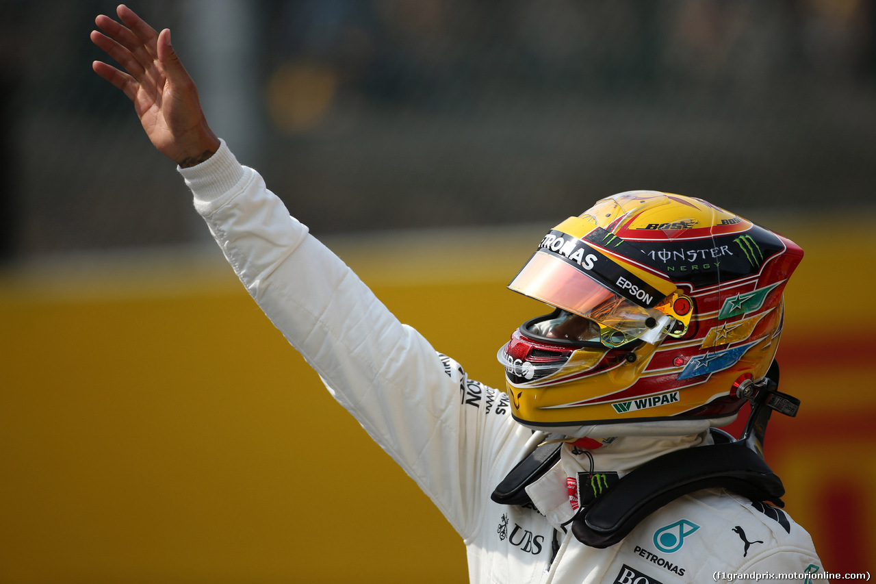 GP BELGIO, 26.08.2017 - Qualifiche, Lewis Hamilton (GBR) Mercedes AMG F1 W08 pole position